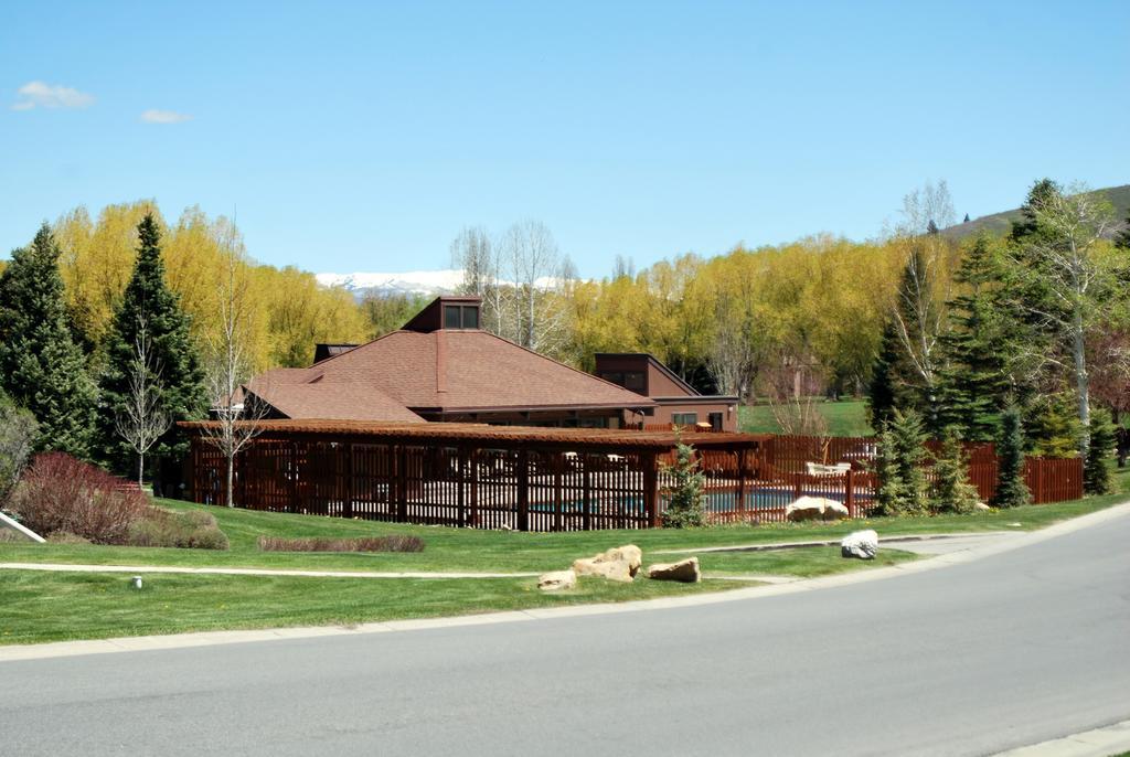 Crescent Ridge By White Pines Apartment Парк Сити Екстериор снимка